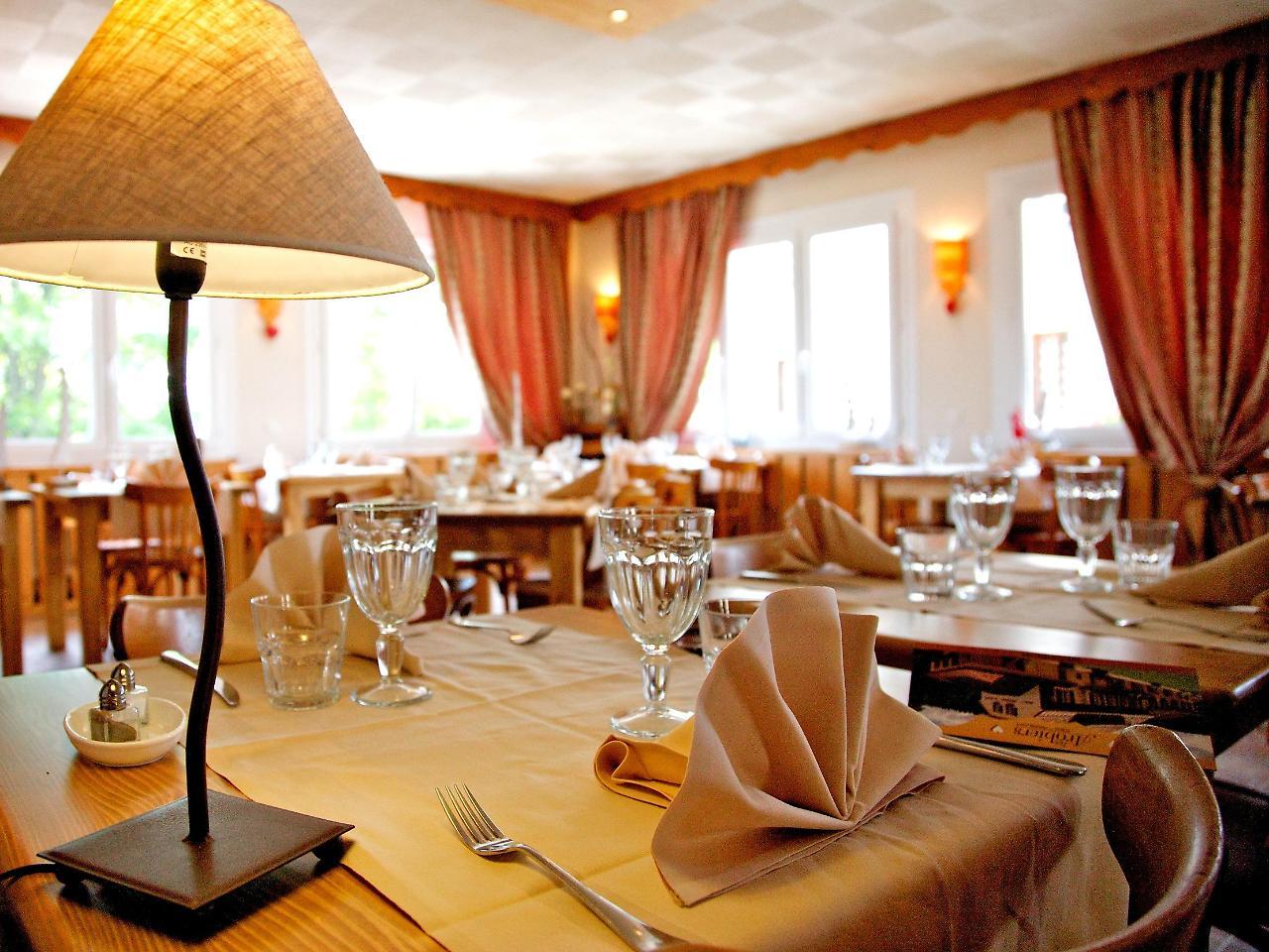 Hotel Logis Les Arobiers Lamoura Zewnętrze zdjęcie