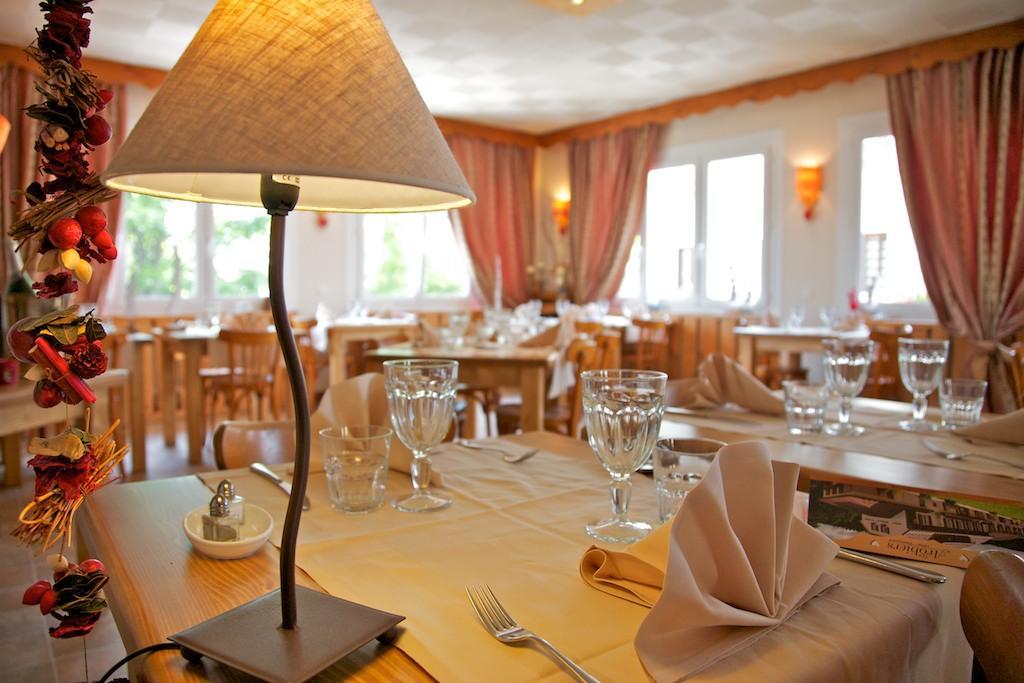 Hotel Logis Les Arobiers Lamoura Zewnętrze zdjęcie